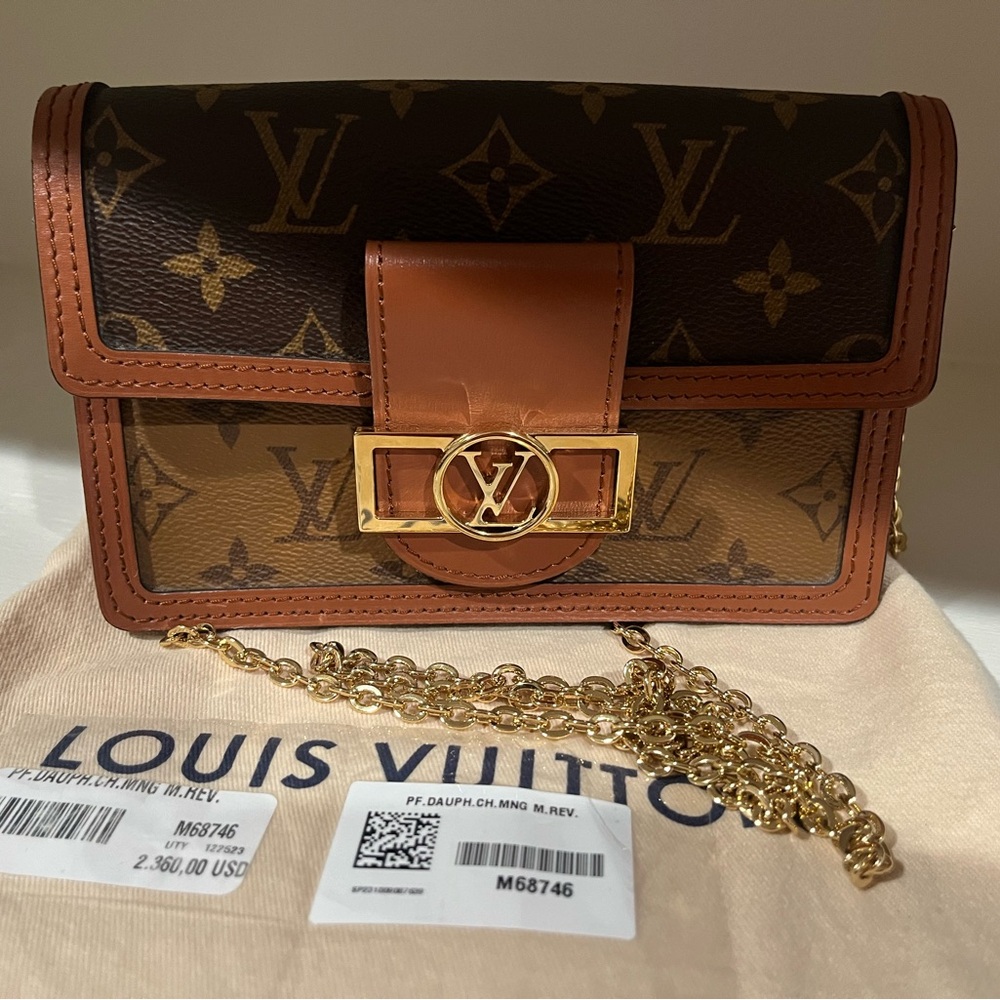 Louis Vuitton Dauphine Chain Wallet